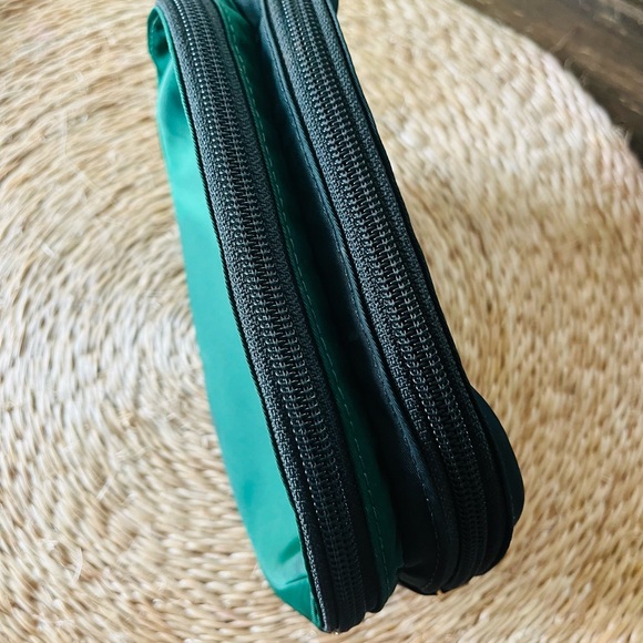 Tory Burch clutch Bags - Picture 2 of 5